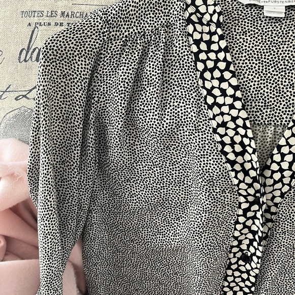 DVF blouse - Picture 3 of 8